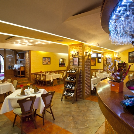 Imagini Restaurant Arcade