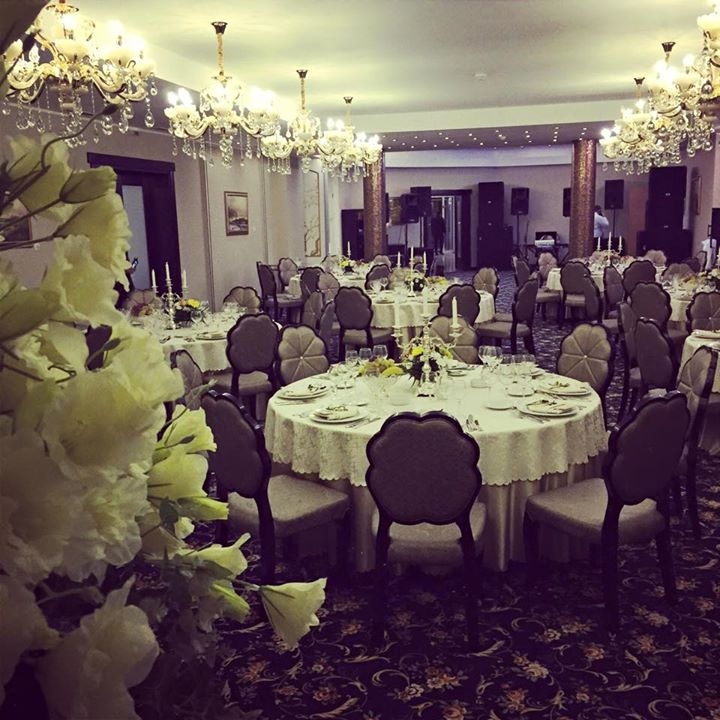 Imagini Restaurant Carpathia