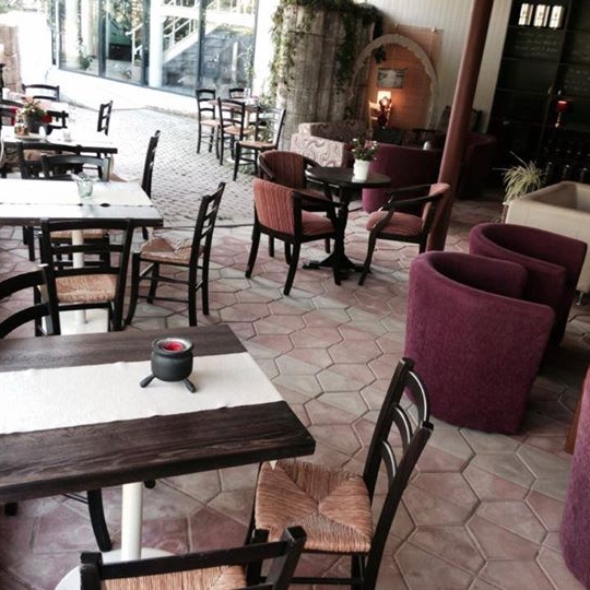 Imagini Restaurant Cafeneaua Literară