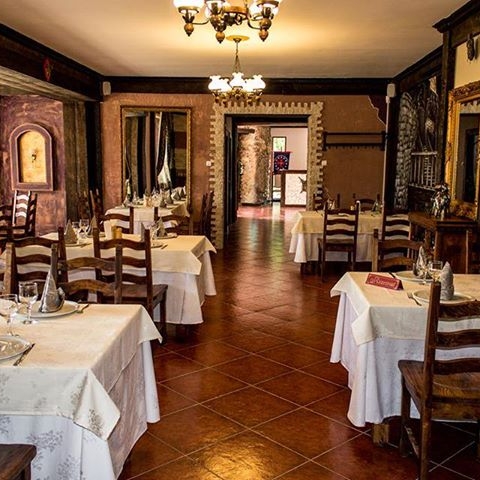 Imagini Restaurant Castelul Lupilor