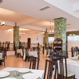 Restaurant Orizont Cozia foto 0