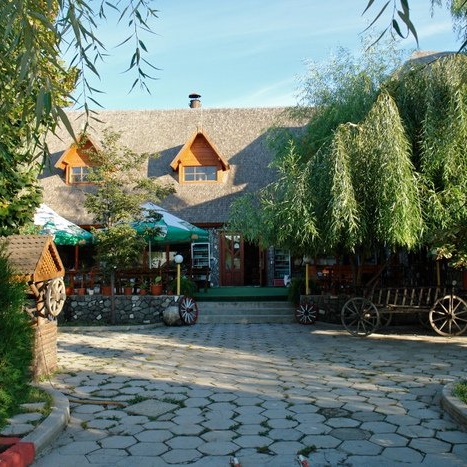 Imagini Restaurant Hanul Vânătorilor