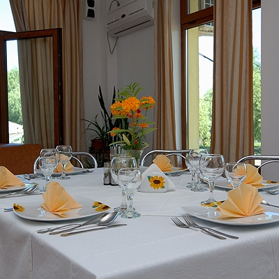 Restaurant Califar foto 1