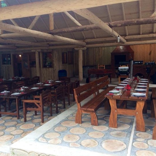 Imagini Restaurant Pastravaria Bratioara