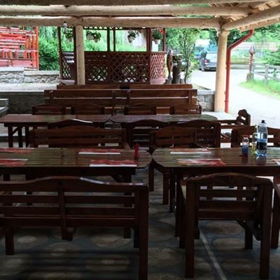 Restaurant Pastravaria Bratioara foto 2