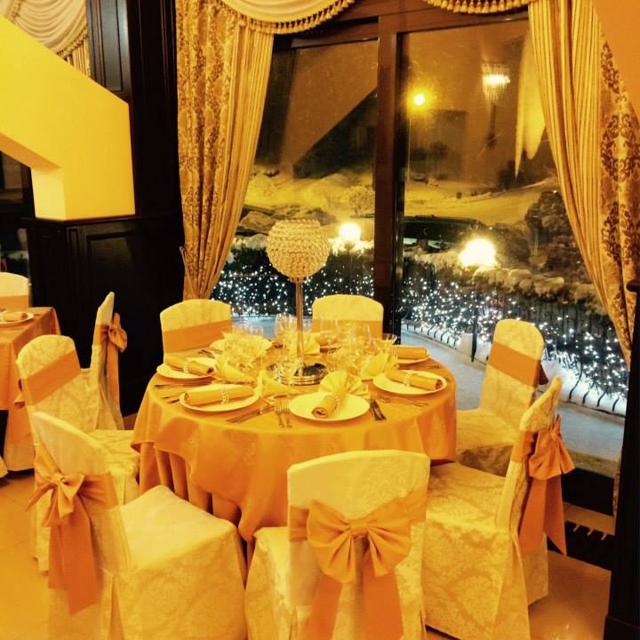 Imagini Restaurant Lacu Rosu