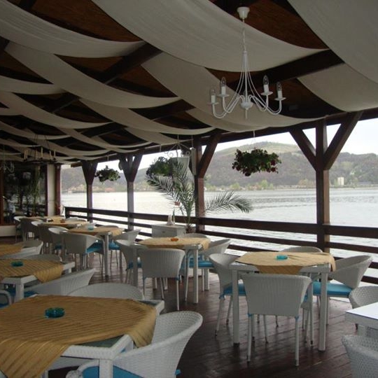 Imagini Restaurant New Wave