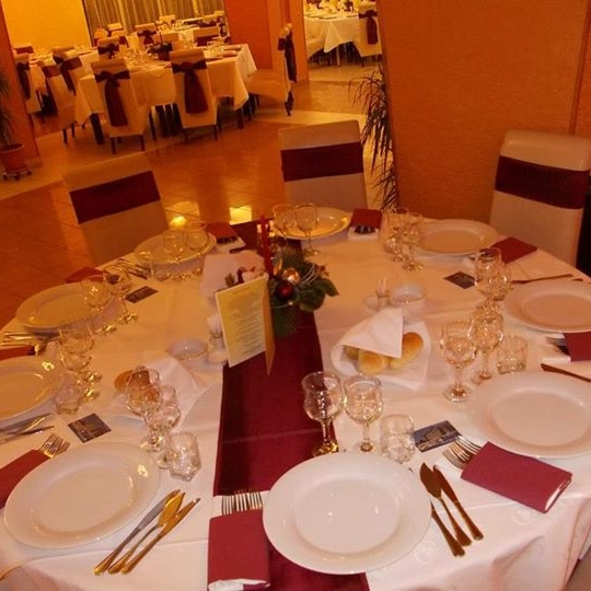 Imagini Restaurant Univers T