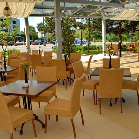 Imagini Restaurant Univers T