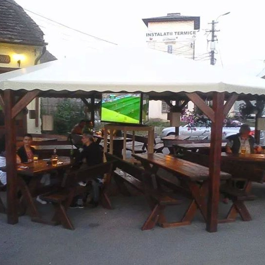 Imagini Bar/Pub Burg Cafe & Pub