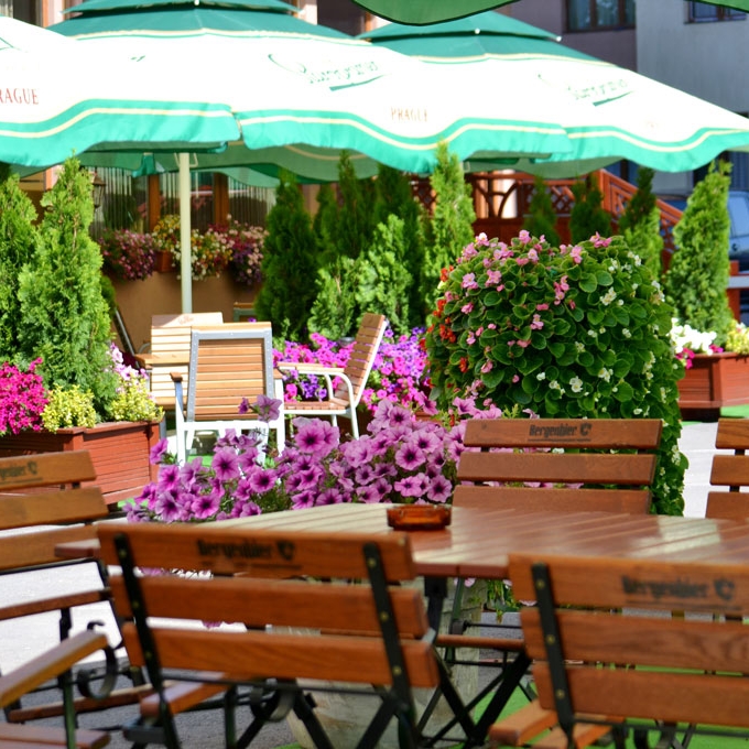 Imagini Restaurant Friends House