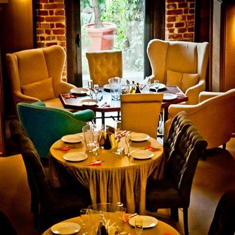 Imagini Restaurant Teatris