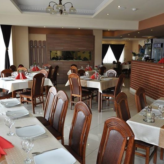Imagini Restaurant Becsi Szelet
