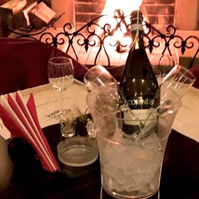 Restaurant REGINA PUB RESTAURANT DELIVERY