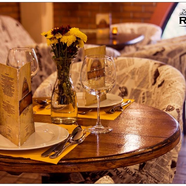 Imagini Restaurant REGINA PUB RESTAURANT DELIVERY