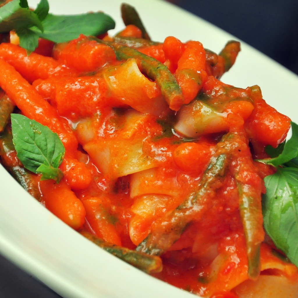 Imagini Restaurant FABESCA TRADITIONAL RESTAURANT