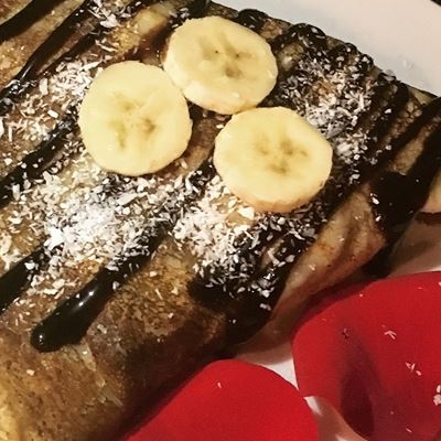 Fast-Food This & That Crepes & Bar