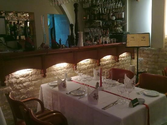 Imagini Restaurant Poarta Schei 4