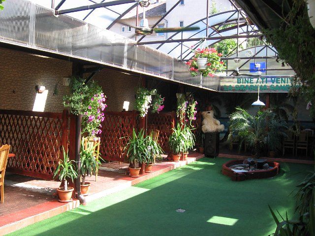 Imagini Restaurant Sandany