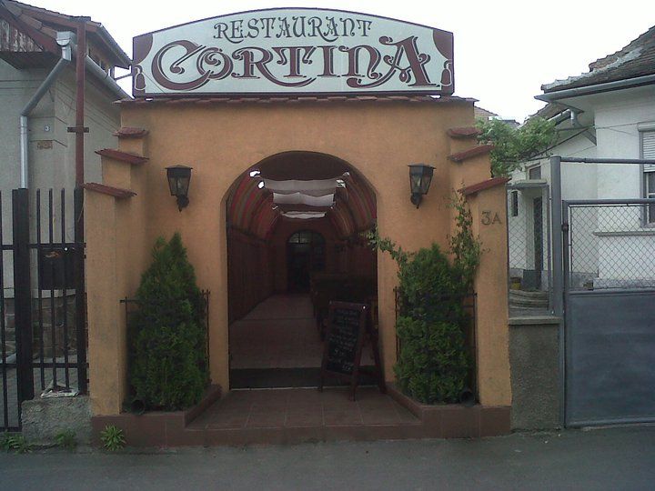 Detalii Restaurant Restaurant Cortina