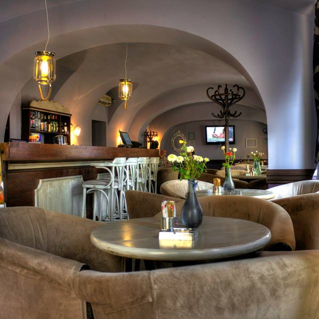 Imagini Bar/Pub Friends Cafe