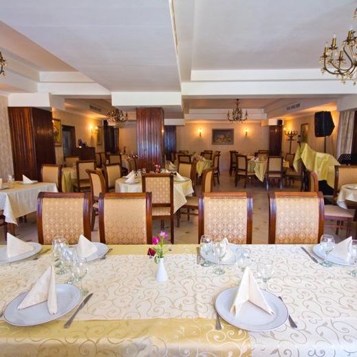 Imagini Restaurant Vila Royal