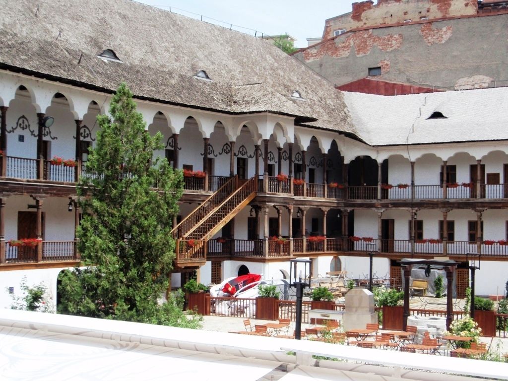 Imagini Restaurant Hanul lui Manuc