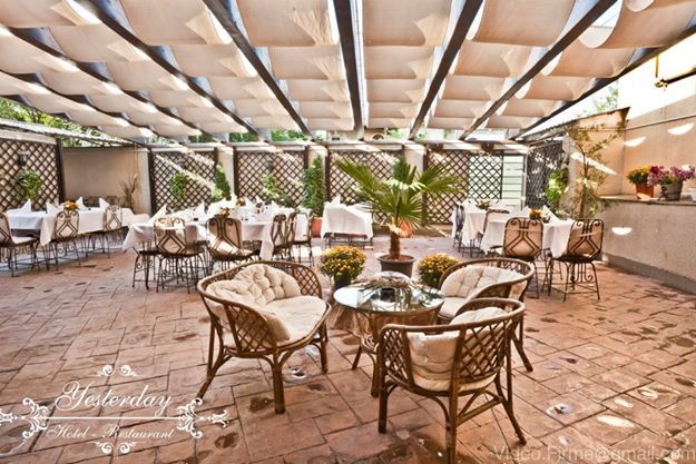 Imagini Restaurant Yesterday