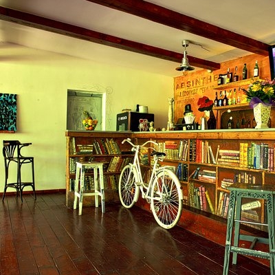 Bar/Pub Tete-a-Tete foto 1