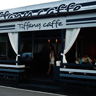 Imagini Bistro Tiffany