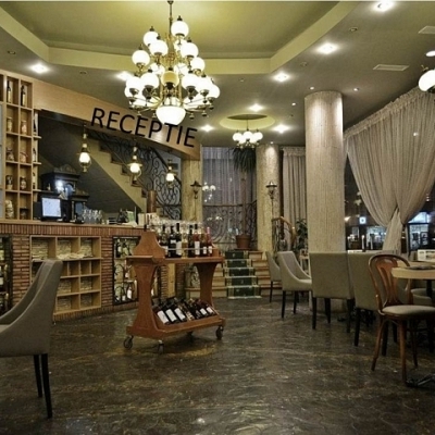 Restaurant Balada Nej