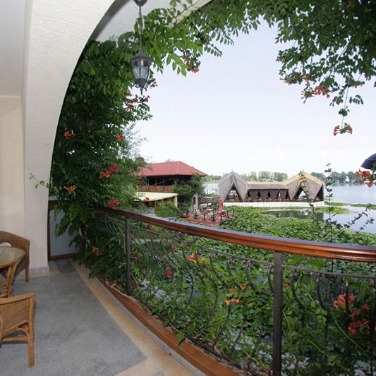 Imagini Restaurant Insula