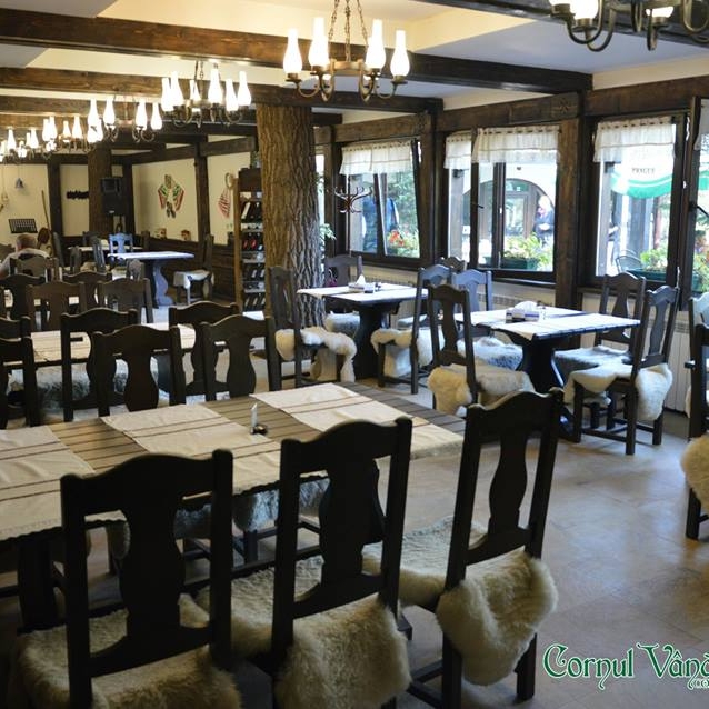 Imagini Restaurant Cornul Vanatorului