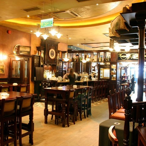 Imagini Bar/Pub The Gin Factory