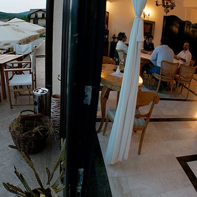 Restaurant Conacul Archia foto 1