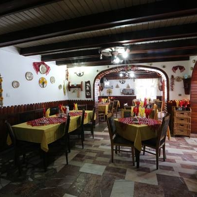 Restaurant Hanul Cotul Donului foto 1