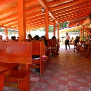 Imagini Pensiune Mama Uta