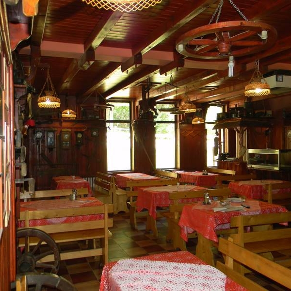 Imagini Pensiune Mama Uta