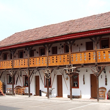 Imagini Restaurant Rustiq