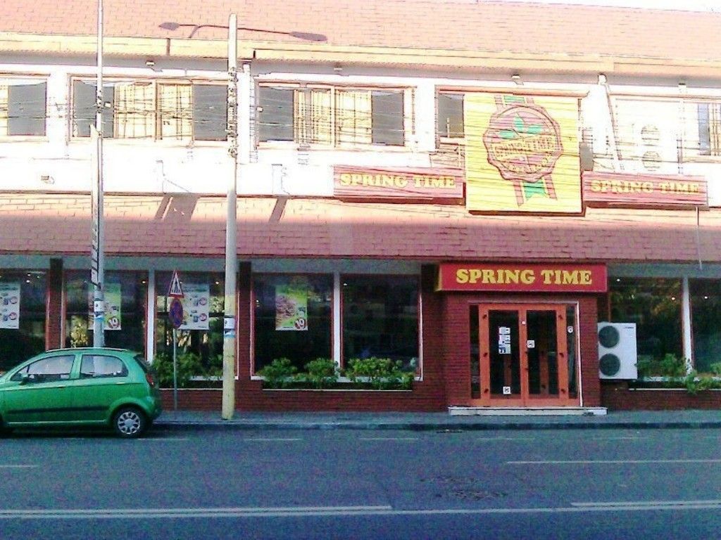 Imagini Fast-Food Springtime Floreasca