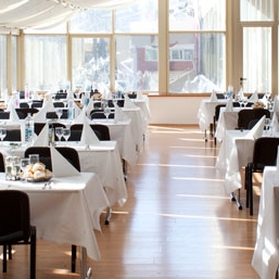 Imagini Restaurant Piazza by Rina