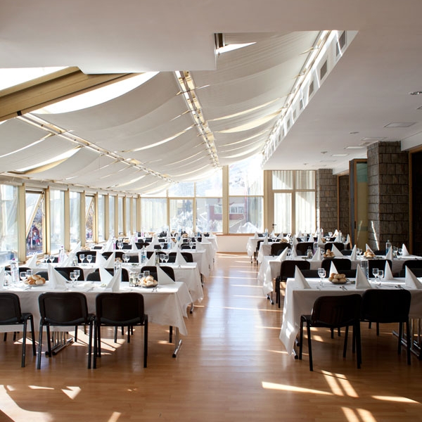 Imagini Restaurant Piazza by Rina