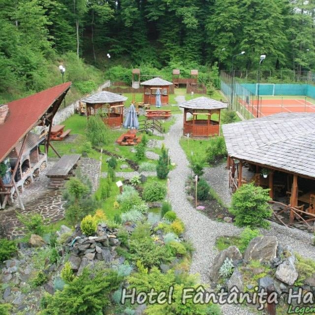 Imagini Restaurant Fântâniţa Haiducului