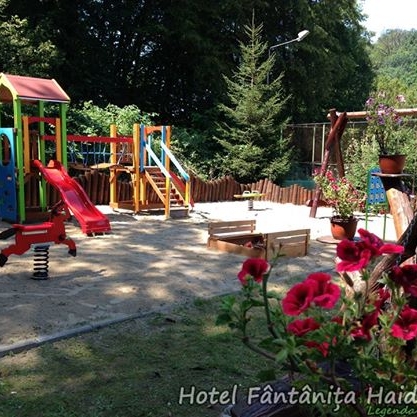 Imagini Restaurant Fântâniţa Haiducului