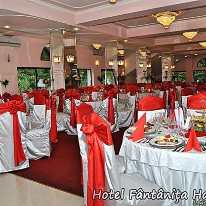 Imagini Restaurant Fântâniţa Haiducului