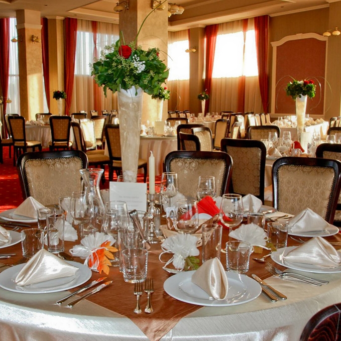 Imagini Sala Evenimente Eleganzza