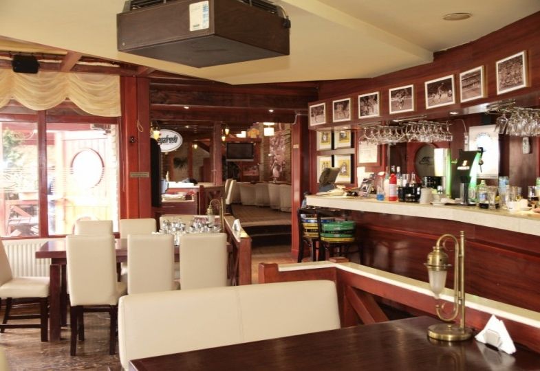 Imagini Restaurant Sport Pub
