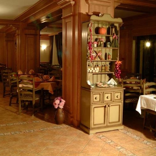 Imagini Restaurant Casa De Bucovina