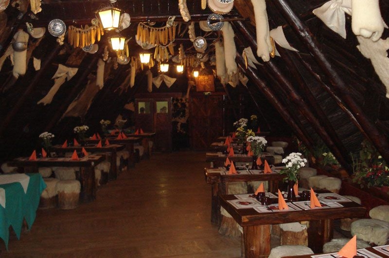 Restaurant Șura Dacilor foto 0