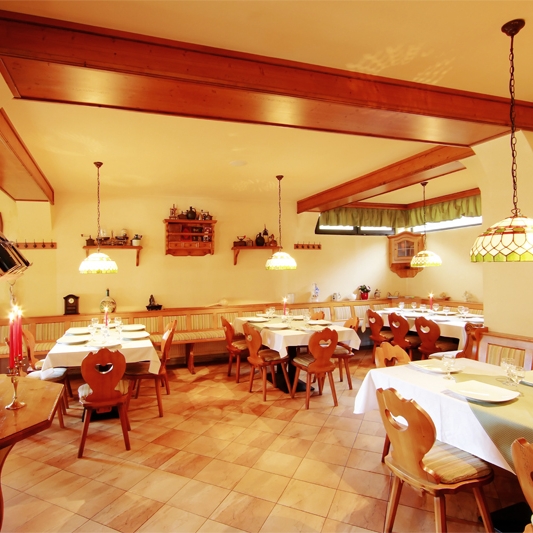 Imagini Restaurant Perla Păltinișului